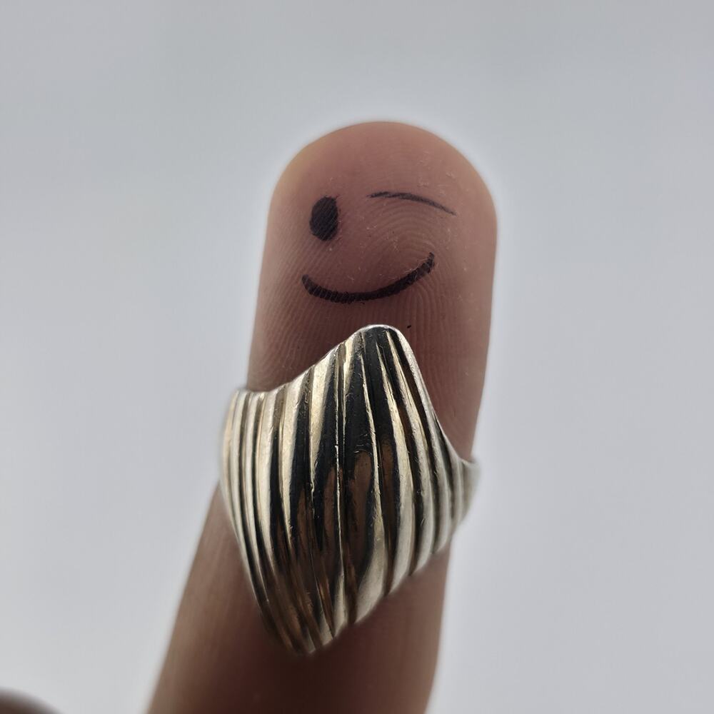 Sterling Silver Size 9 Modern Ribbed Fan Statement Ring 925 Mcm